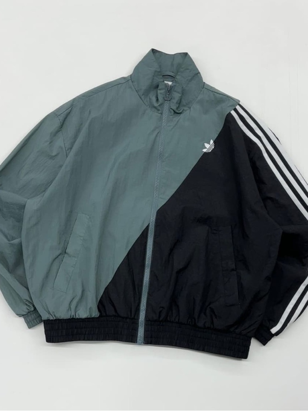 Adidas Women’s JAPONA Windbreaker XS